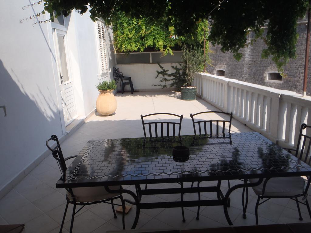 Old Town Vintage Apartma